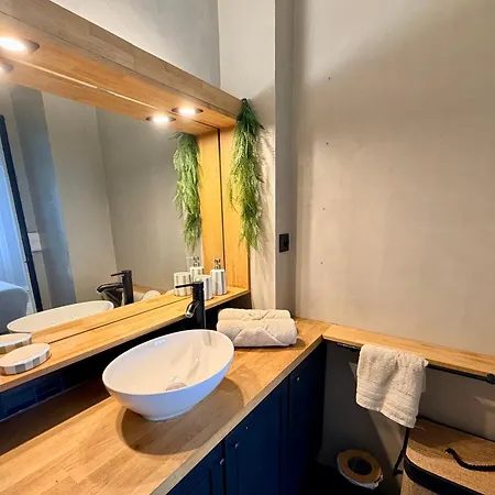 Grand T2 Industriel Lumineux & Calme - Proche Esa Lejlighed Angers