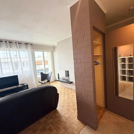 Grand T2 Industriel Lumineux&calme - Proche Esa Appartement *