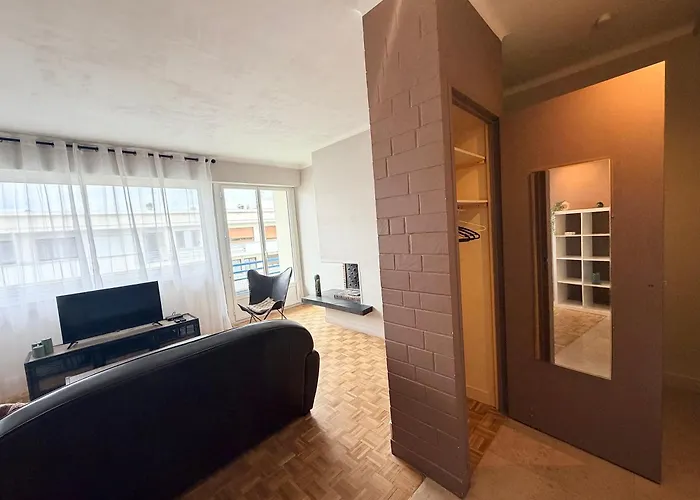 Grand T2 Industriel Lumineux & Calme - Proche Esa Lejlighed *